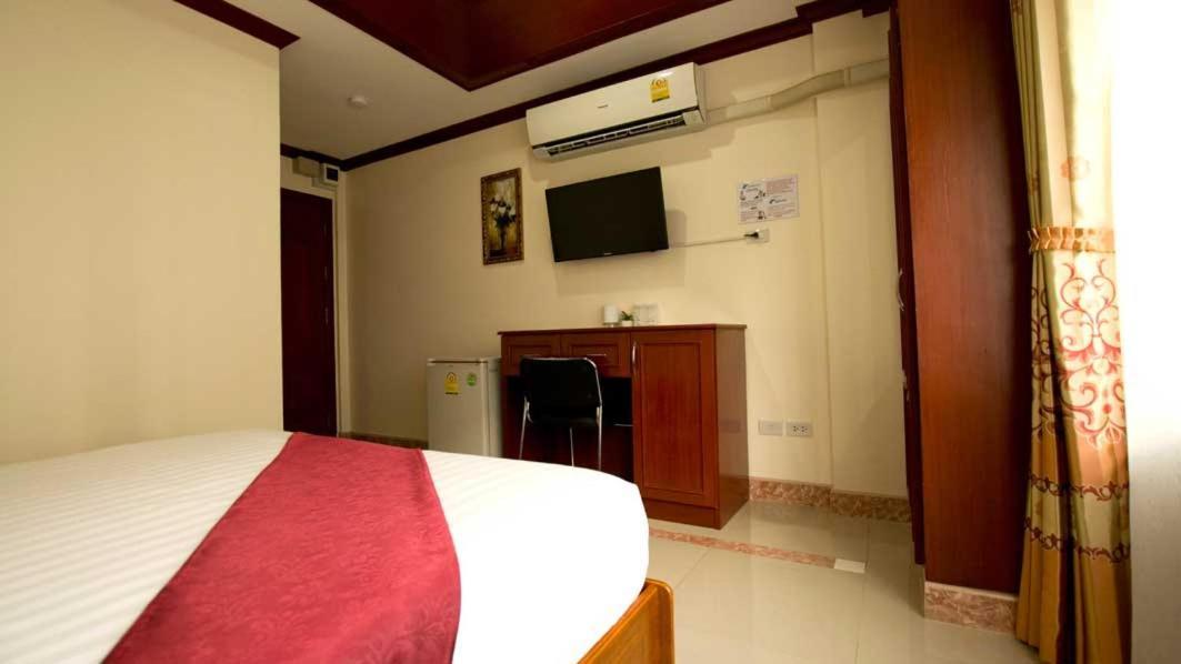 Bluebird Inn باتايا المظهر الخارجي الصورة