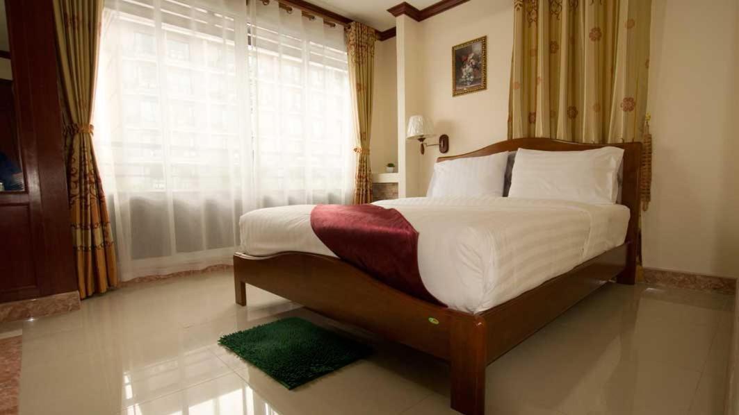 Bluebird Inn باتايا المظهر الخارجي الصورة