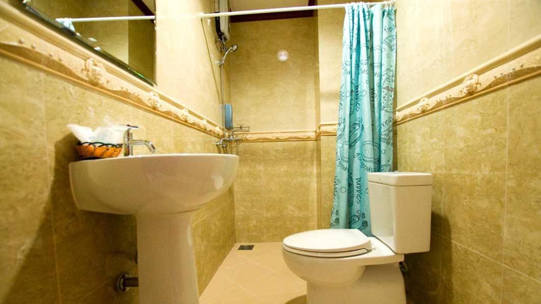 Bluebird Inn باتايا المظهر الخارجي الصورة
