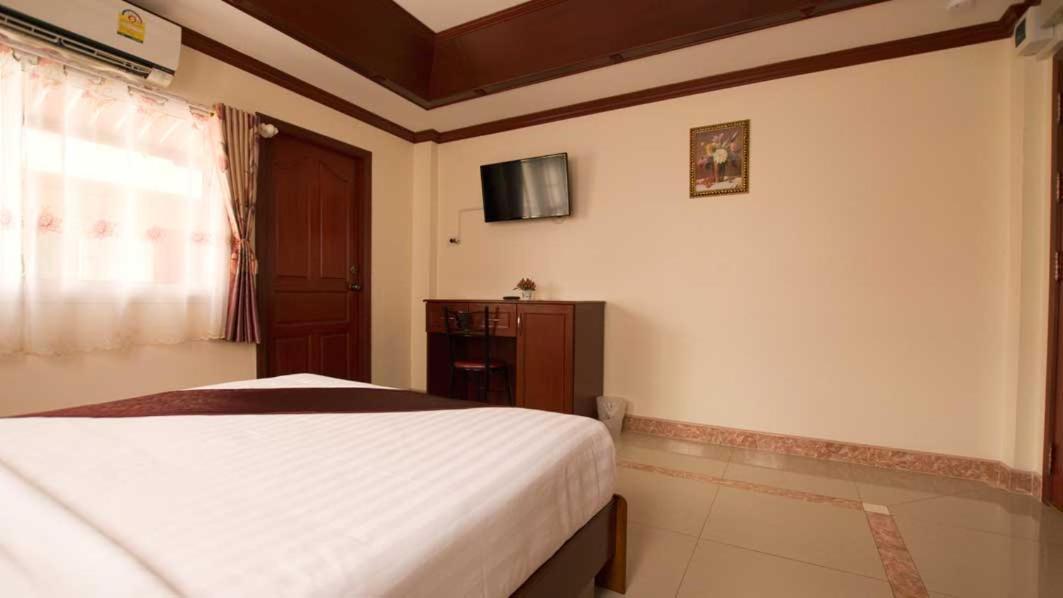 Bluebird Inn باتايا المظهر الخارجي الصورة