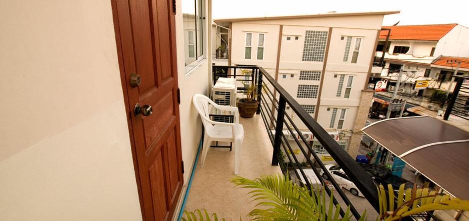 Bluebird Inn باتايا المظهر الخارجي الصورة